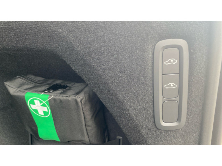 Volvo XC90 2.0 B5P Ultra Dark 5dr AWD Geartronic Petrol Estate